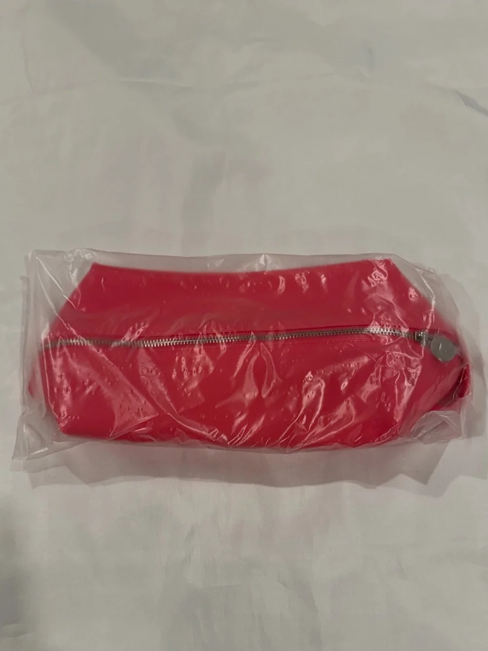 NWT Summer Fridays Jelly Pouch Toiletry Makeup Cosmetic Bag + Jet Lag Mask (SET)